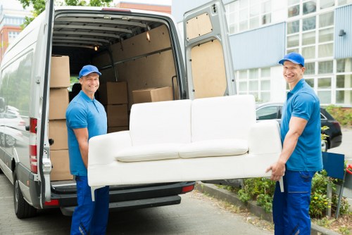 Man with a van homepage for Streatham moving services