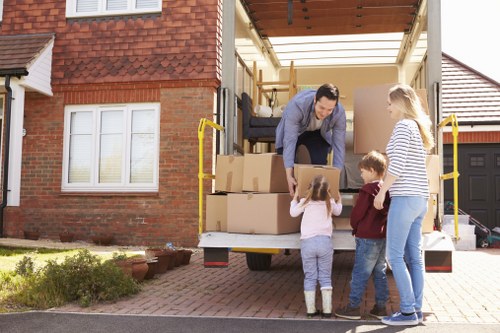 Commercial man and van transport for Streatham businesses