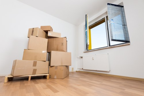 Small home and office move assistance with a Streatham man and van team